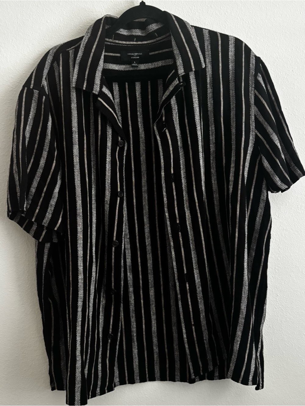 Banana Republic Black and White Vertical Stripe Short-Sleeve Button-Down Shirt